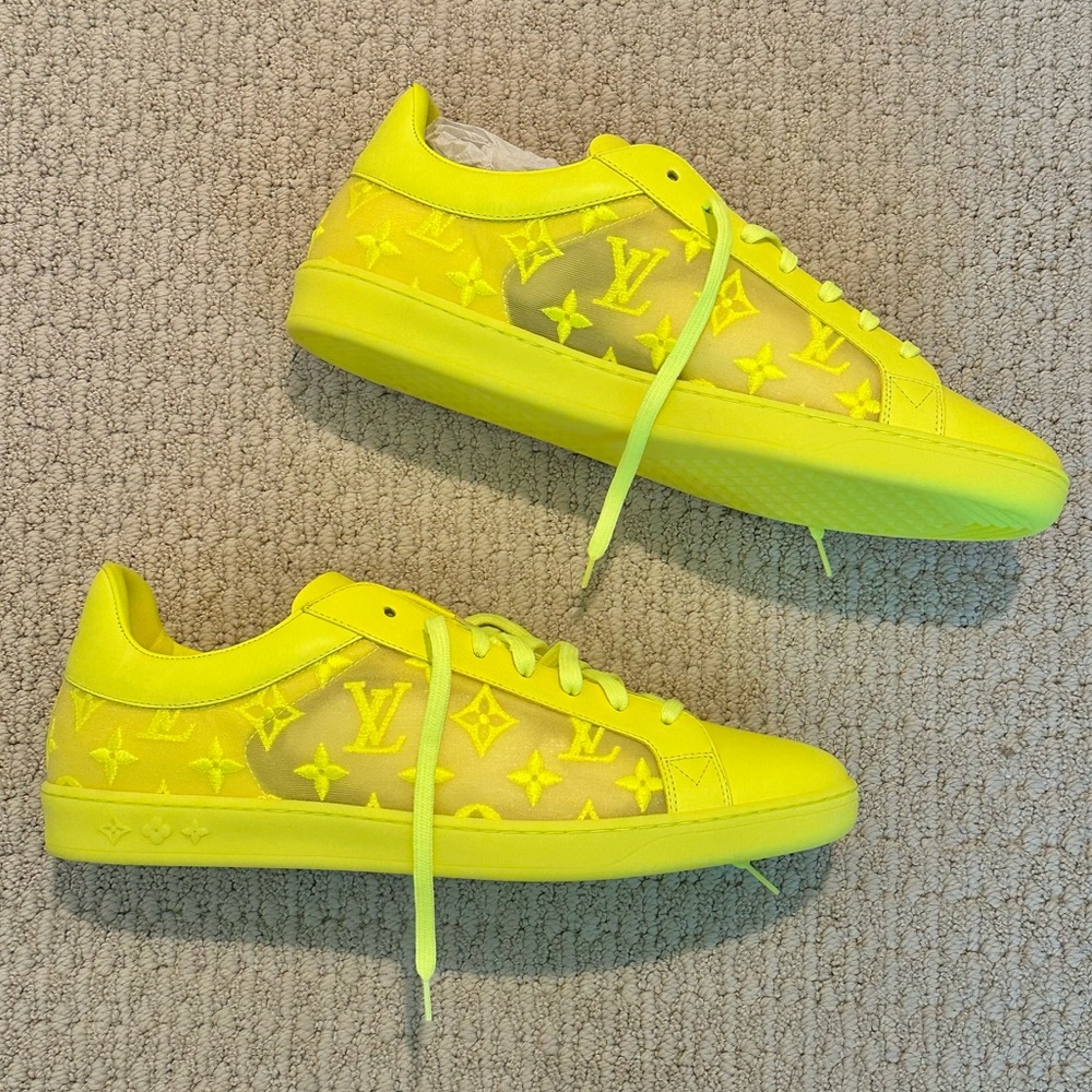 RARE NIB Sz 10.5 (9.5 LV) Neon Louis Vuitton Luxembourg Sneakers